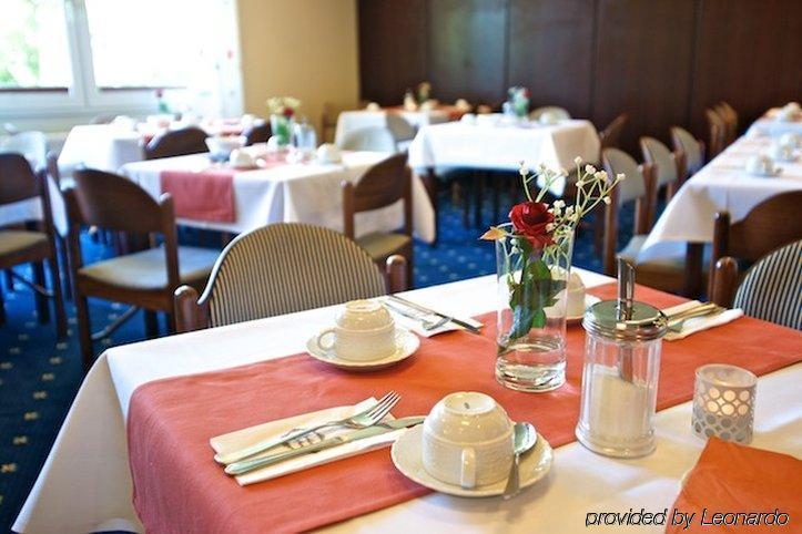 Parkhotel Papenburg By Hackmann 레스토랑 사진